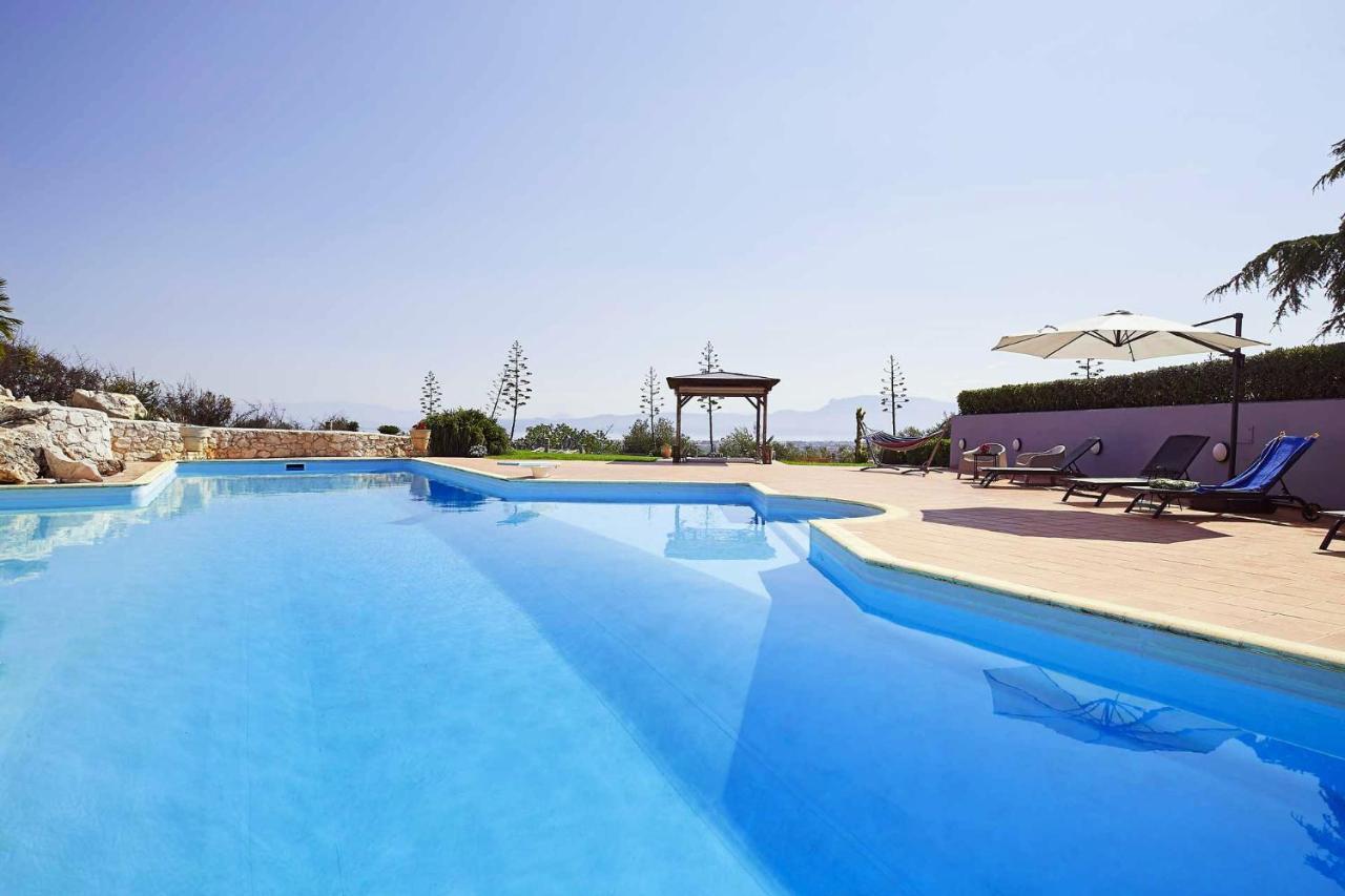 Villa Dennis Vrachati Exterior photo
